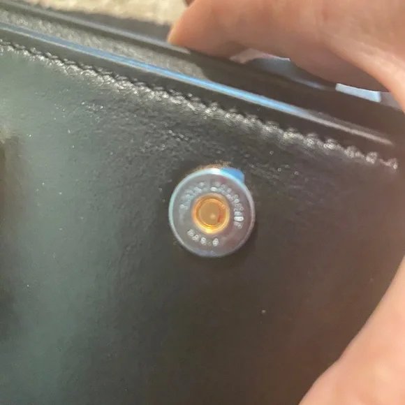 Saint Laurent crossbody logo bag - Picture 7 of 14